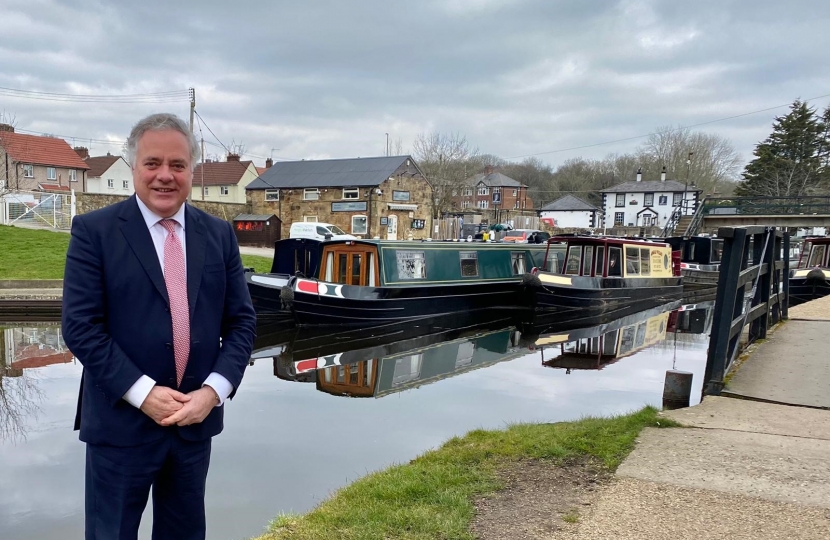 Simon Baynes MP at Llangollen Canal